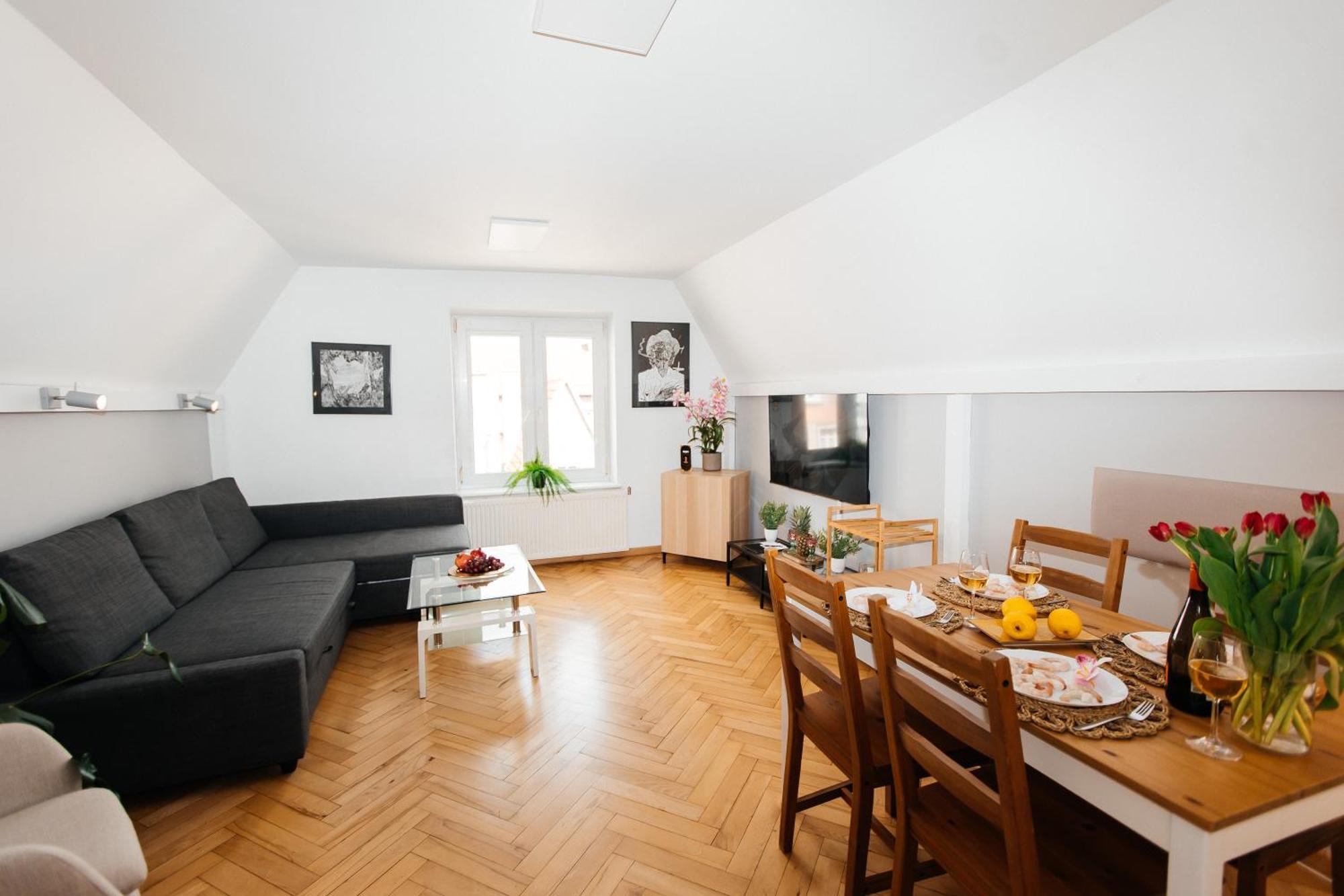 Appartamento Maya's Flats & 23 Attic - Ogarna Old Town Danzica