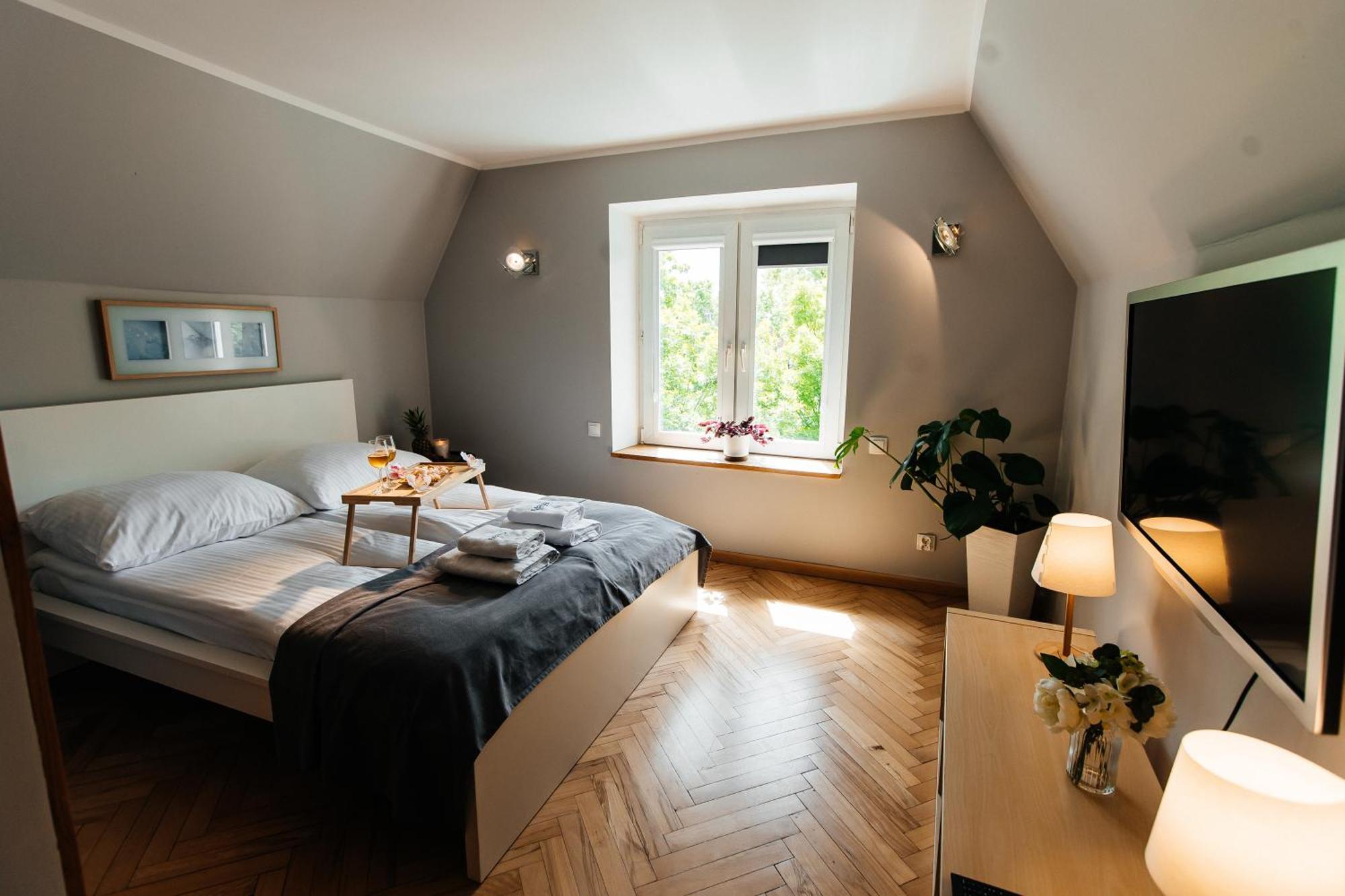 Apartment Maya's Flats & 23 Attic - Ogarna Old Town *